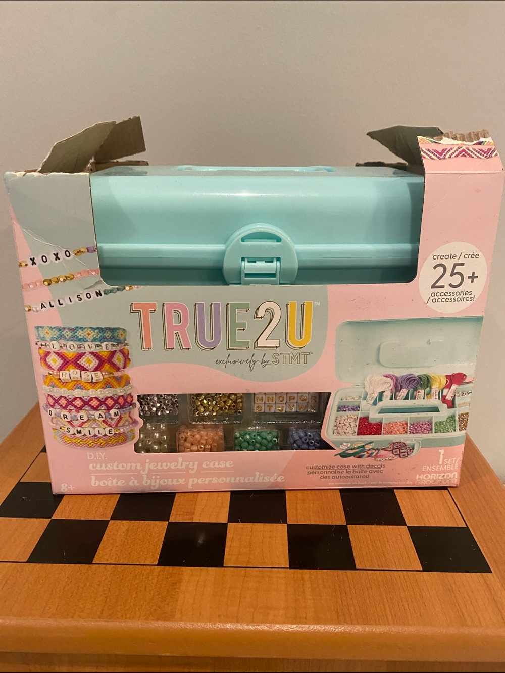 NIB True 2 U bracelet making kit home made girly crafts beads